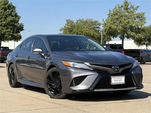 2020 Toyota Camry XSE