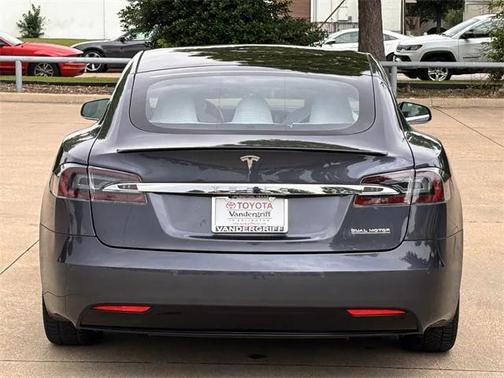 2020 Tesla Model S Performance