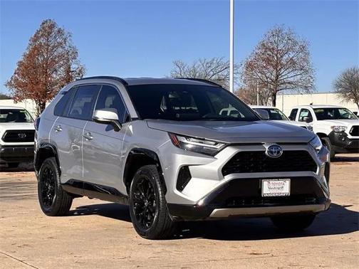 2023 Toyota RAV4 Hybrid SE