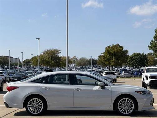 2022 Toyota Avalon Limited