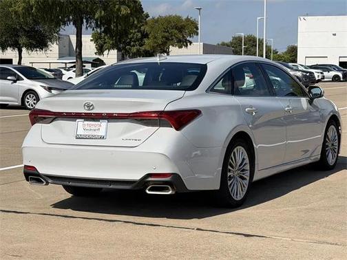 2022 Toyota Avalon Limited