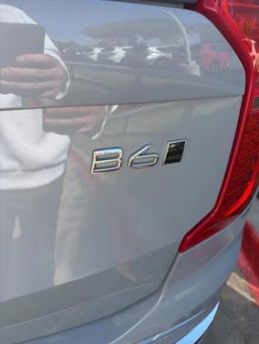 2024 Volvo XC90 B6 Plus Bright Theme 7-Seater