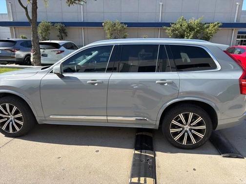 2024 Volvo XC90 B6 Plus Bright Theme 7-Seater