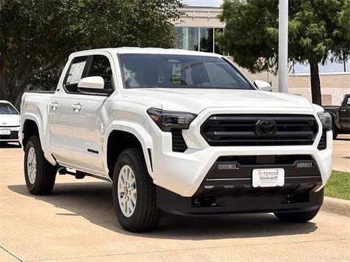 2025 Toyota Tacoma SR5