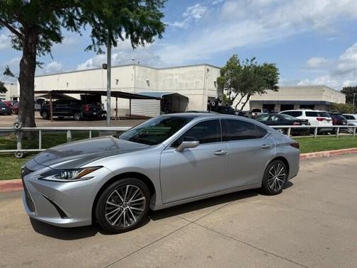 2025 Lexus ES 350 Base