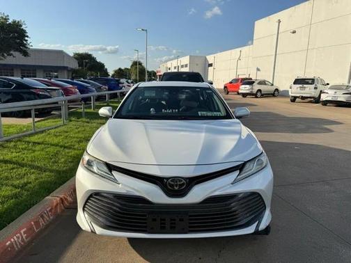 2019 Toyota Camry XLE