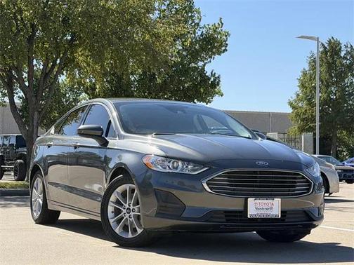 2020 Ford Fusion SE
