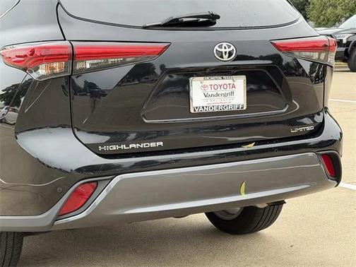 2023 Toyota Highlander Limited