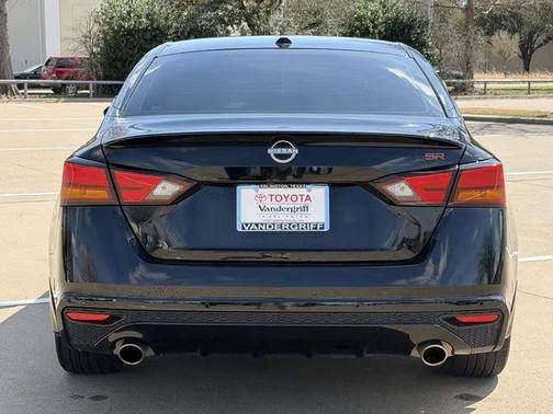 2024 Nissan Altima SR FWD