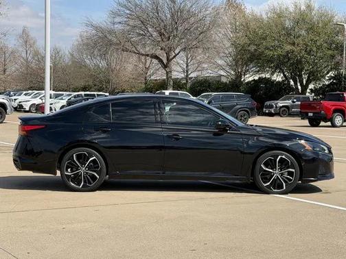 2024 Nissan Altima SR FWD