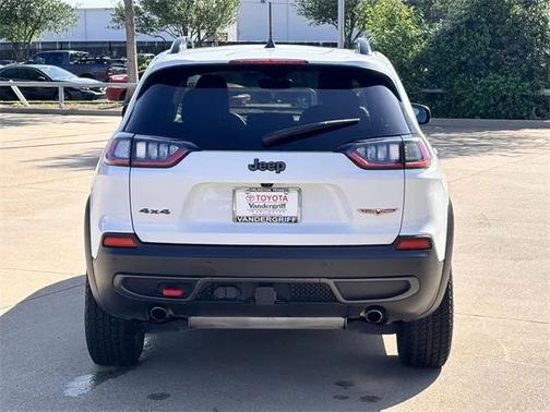2022 Jeep Cherokee Trailhawk