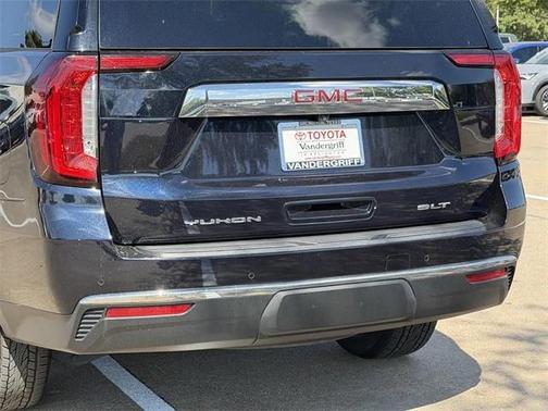 2023 GMC Yukon SLT