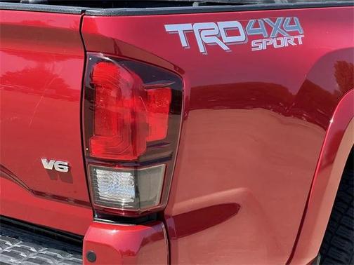 2018 Toyota Tacoma TRD Sport