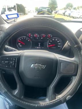 2022 Chevrolet Silverado 1500 Custom Trail Boss