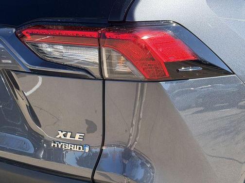 2023 Toyota RAV4 Hybrid XLE Premium