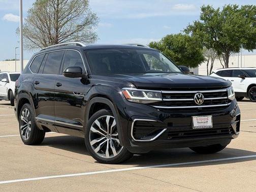 Deep Black Pearl 2023 Volkswagen Atlas 3.6L SEL Premium