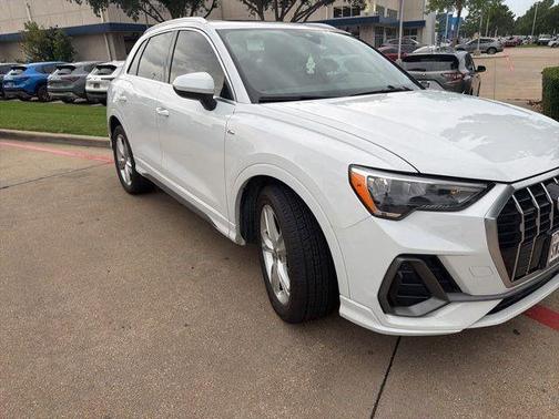 Glacier White Metallic 2020 Audi Q3 45 S line Premium