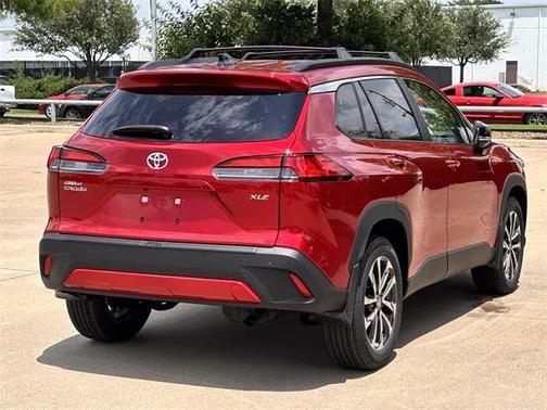 2025 Toyota Corolla Cross XLE