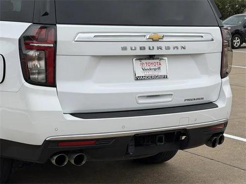 2023 Chevrolet Suburban Premier