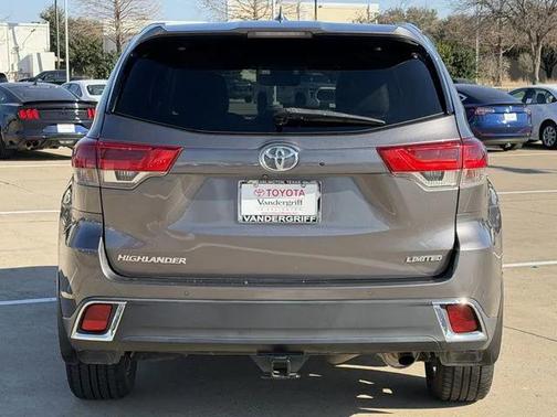 2019 Toyota Highlander Limited Platinum