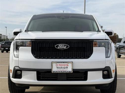 2025 Ford Maverick Lobo Standard