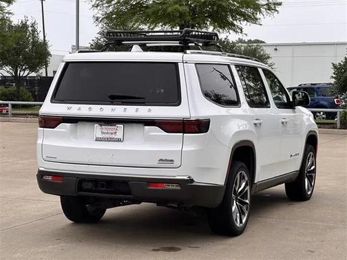 2022 Jeep Wagoneer Series III 4x4