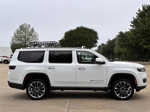 2022 Jeep Wagoneer Series III 4x4