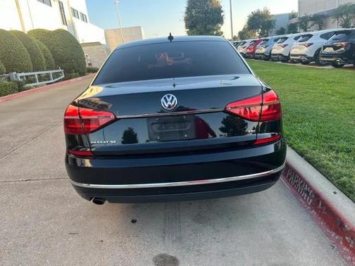 2016 Volkswagen Passat 1.8T SE
