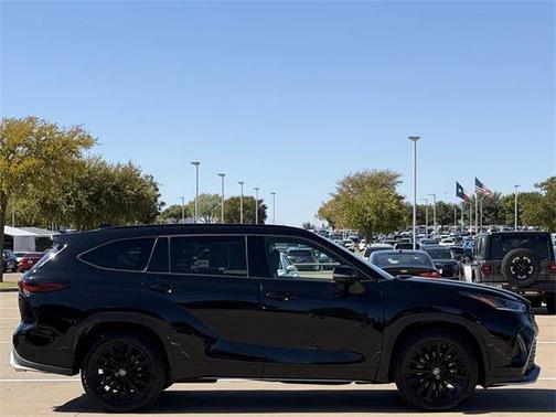 2024 Toyota Highlander XSE