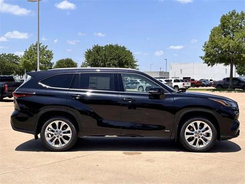 2025 Toyota Highlander Hybrid Limited