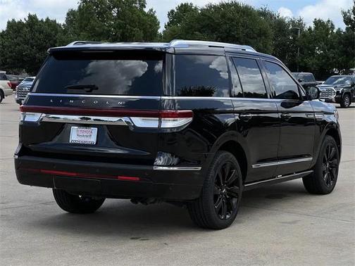 2022 Lincoln Navigator Reserve