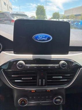 Ingot Silver Metallic 2020 Ford Escape SEL