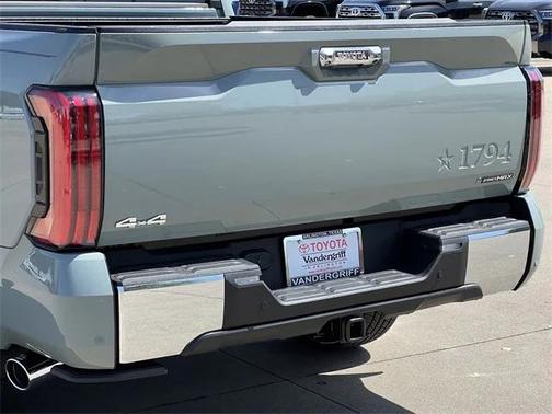 2025 Toyota Tundra Hybrid 1794 Edition