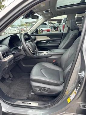 2025 Toyota Grand Highlander Limited