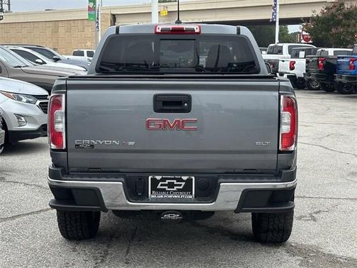 2018 GMC Canyon SLT