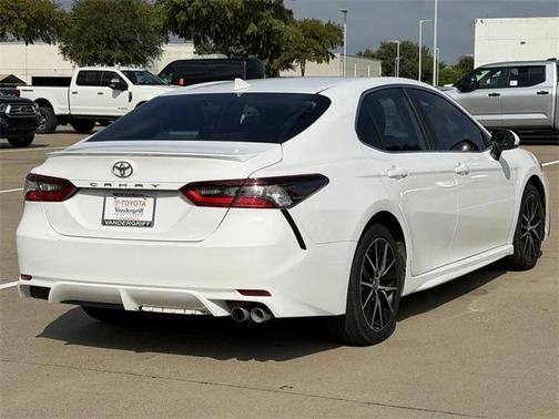 2021 Toyota Camry SE