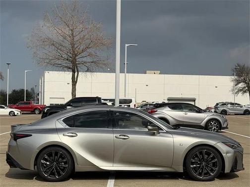 2022 Lexus IS 350 Base