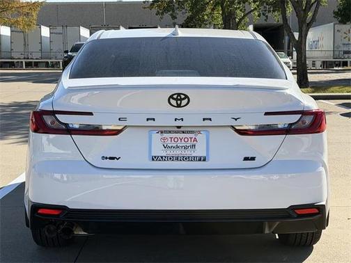 2026 Toyota Camry SE