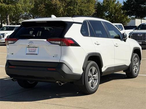 2025 Toyota RAV4 Hybrid LE