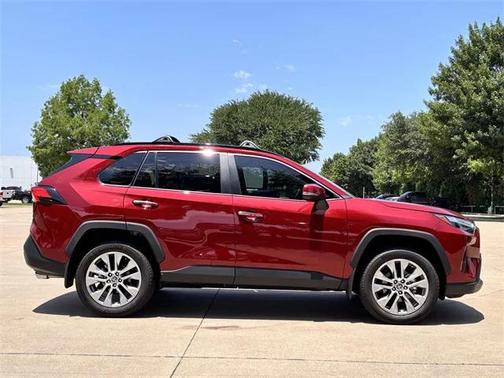 2025 Toyota RAV4 Limited