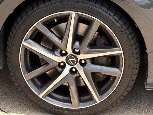 2017 Lexus GS 200t F Sport