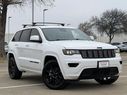 2021 Jeep Grand Cherokee Laredo