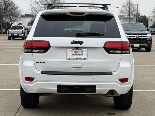 2021 Jeep Grand Cherokee Laredo