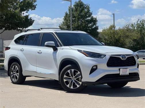 2023 Toyota Highlander Hybrid XLE