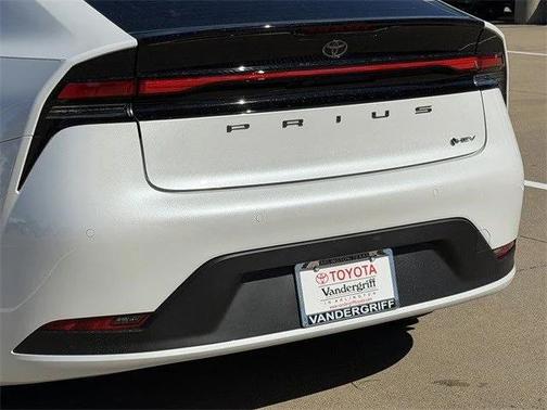 2026 Toyota Prius LE