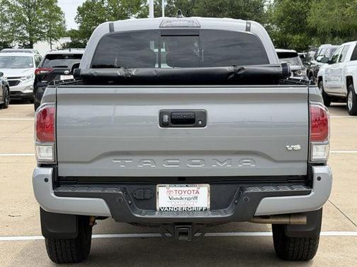 Cement 2021 Toyota Tacoma TRD Off Road