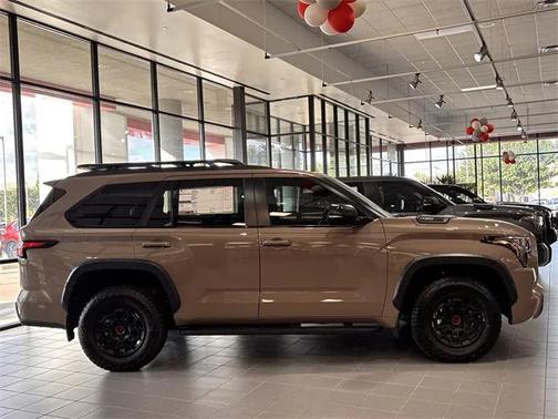 2025 Toyota Sequoia Base
