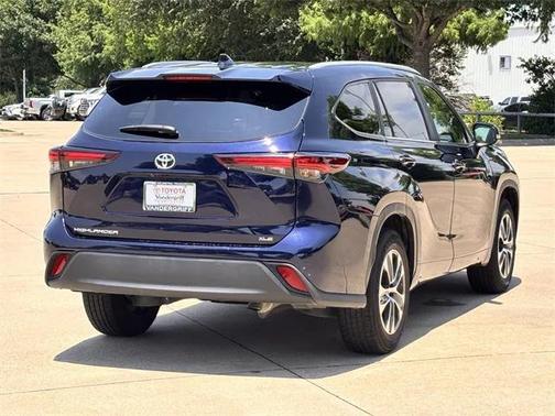 2024 Toyota Highlander XLE