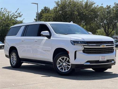 2022 Chevrolet Suburban LT