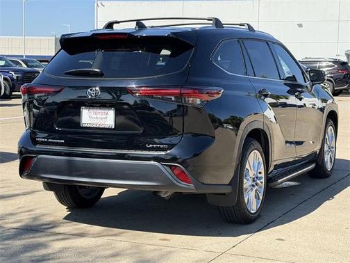 2025 Toyota Highlander Limited